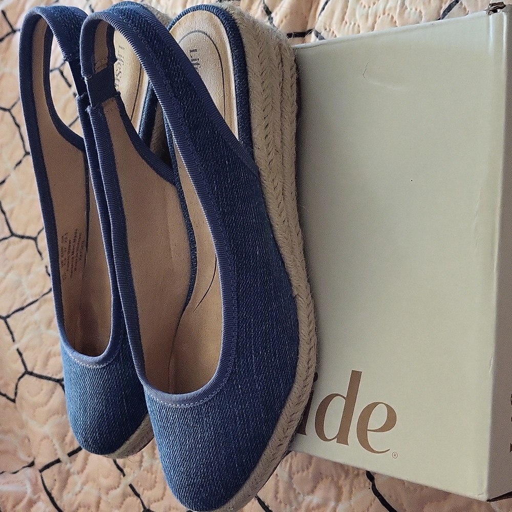 Life Stride Kayden Blue Espadrilles Wedge - Picture 2 of 5
